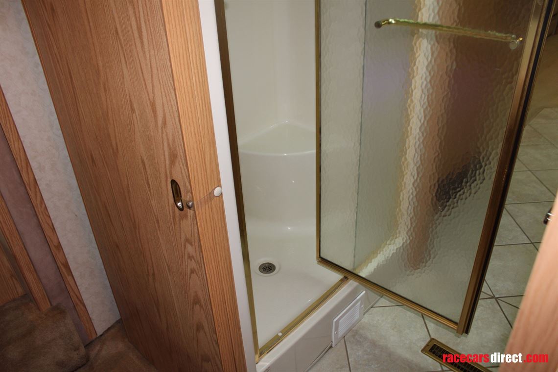 monaco-diplomat-2003-diesel-pusher---39-feet