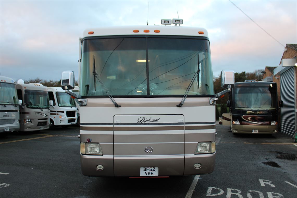 monaco-diplomat-2003-diesel-pusher---39-feet