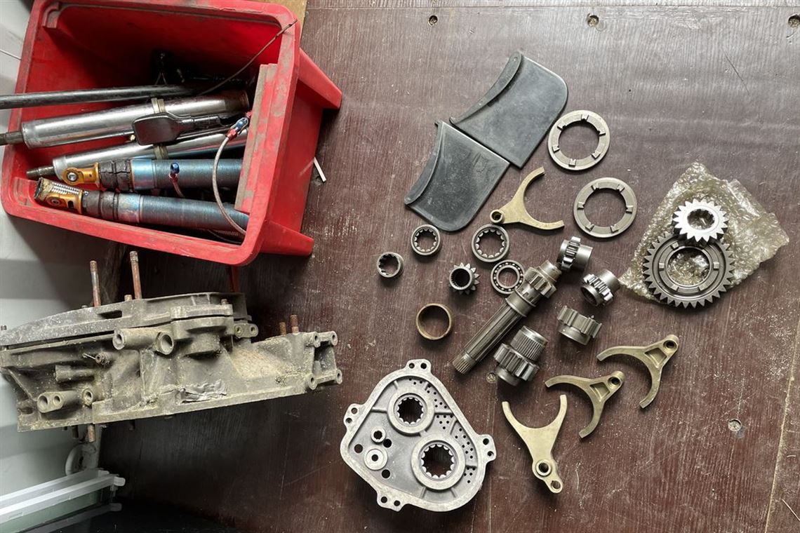 cavalier-super-touring-xtrac-206-gearbox-part