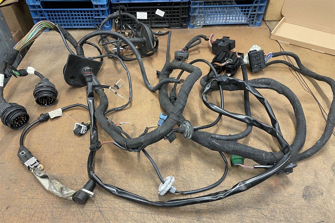 porsche-996-gt3-r-rs-rsr-carrera-cup-engine-e