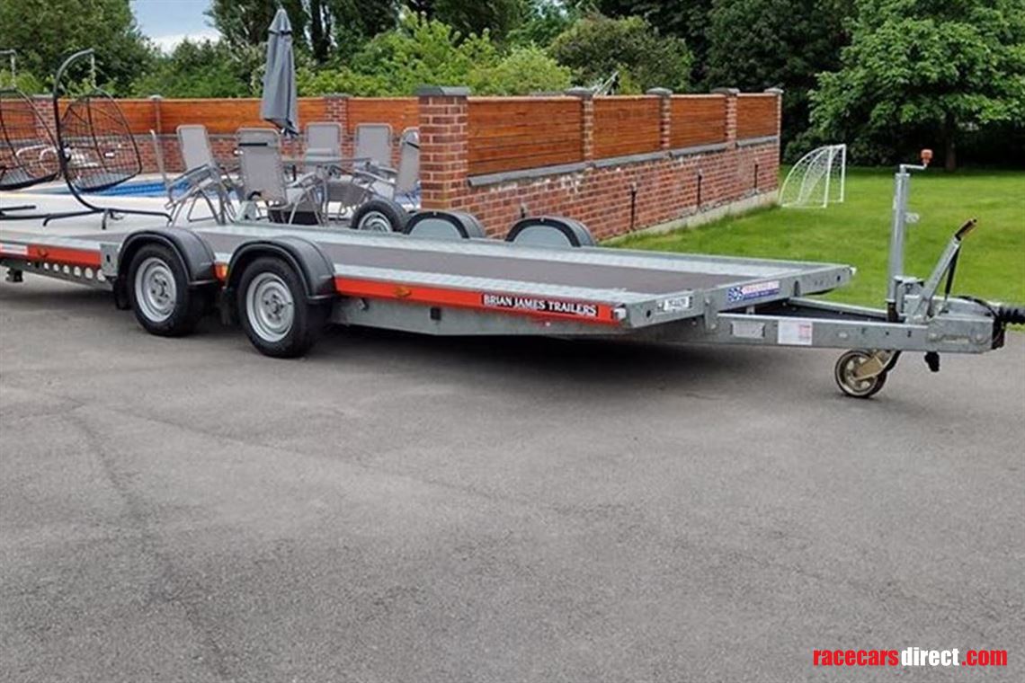 brian-james-a4-transporter-fantastic-conditio