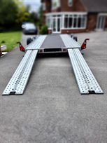 brian-james-a4-transporter-fantastic-conditio