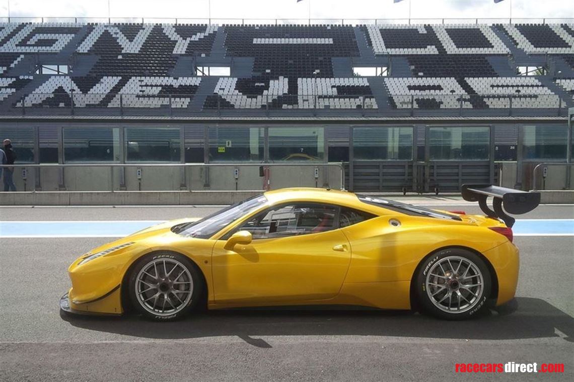 2013-ferrari-458-challenge