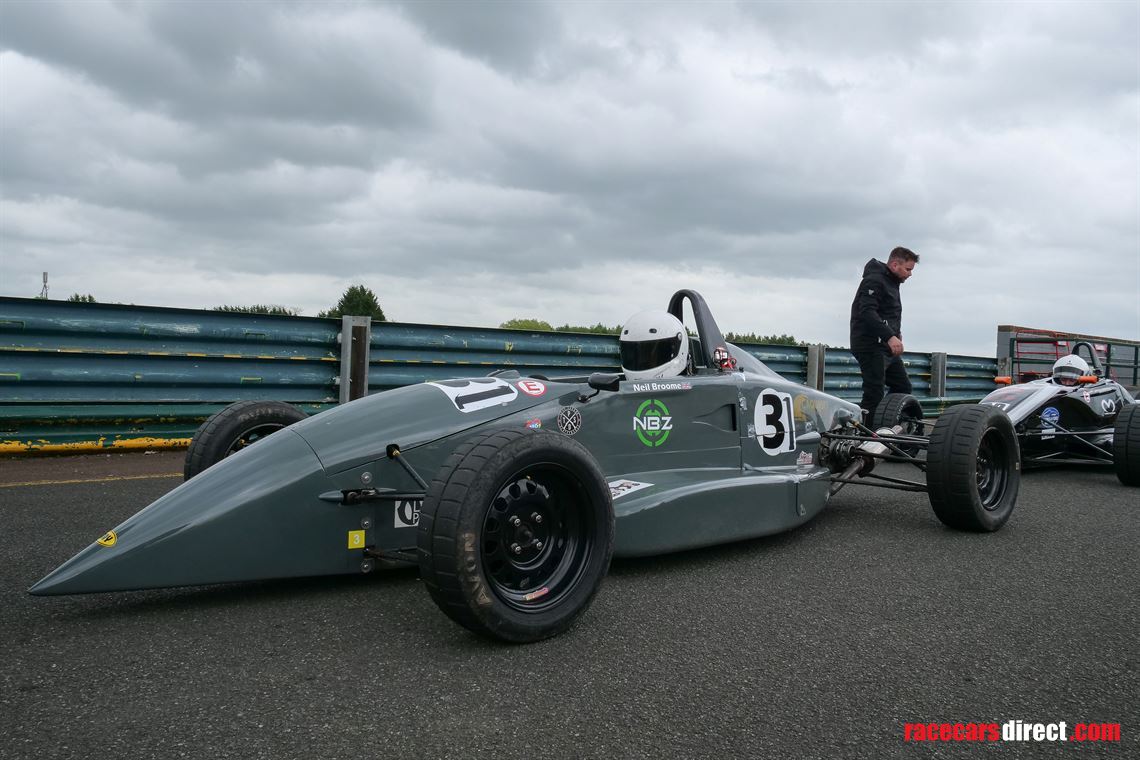 ray-gr17-formula-ford