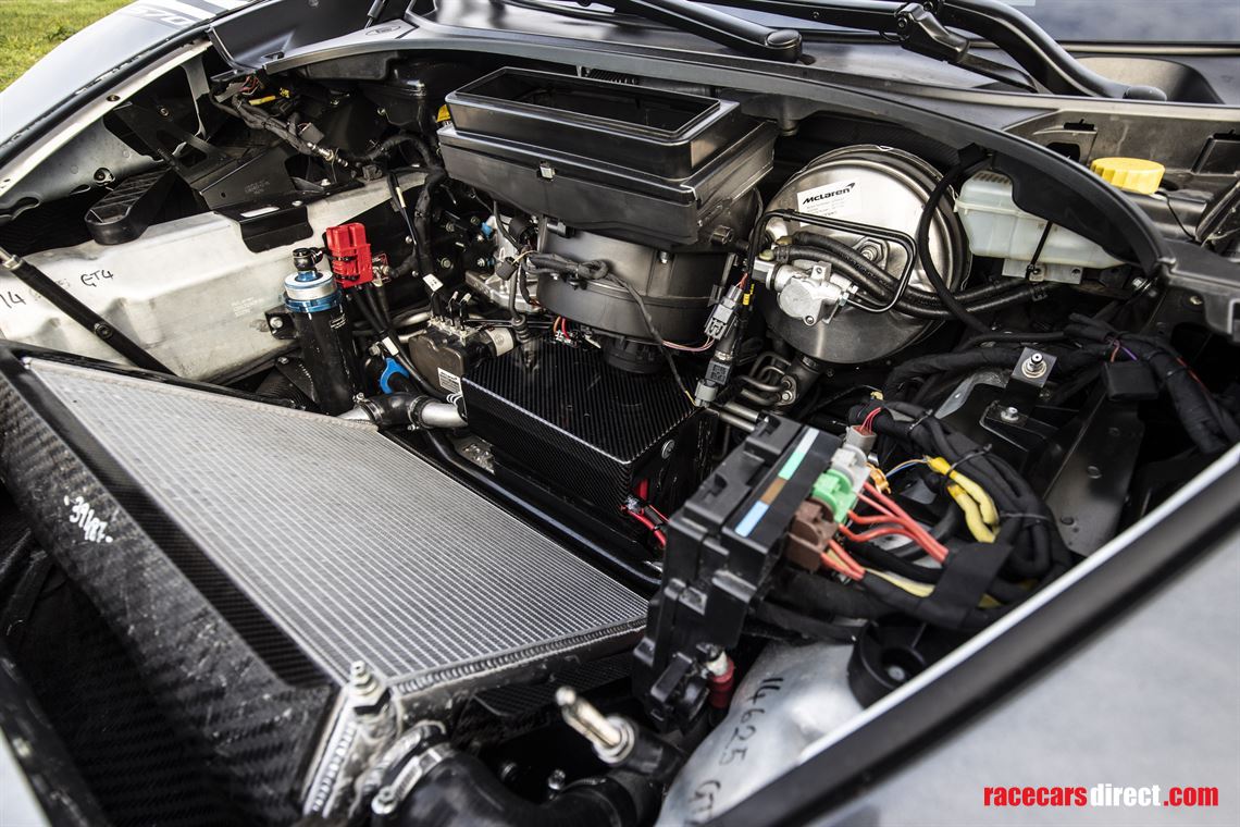 mclaren-570s-gt4-2017---65000