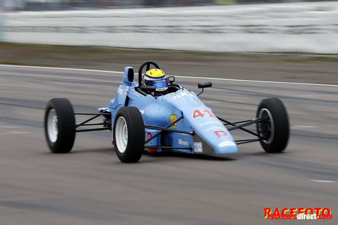 van-diemen-rf-92-ff1600