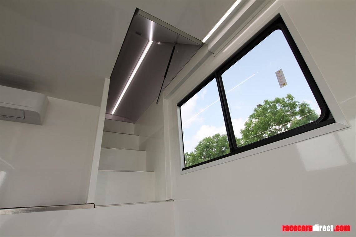 turatello-sr320-race-trailer