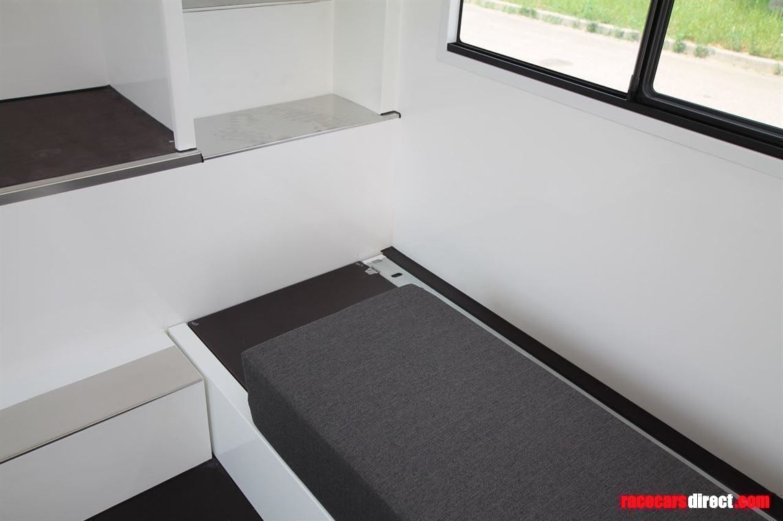 turatello-sr320-race-trailer