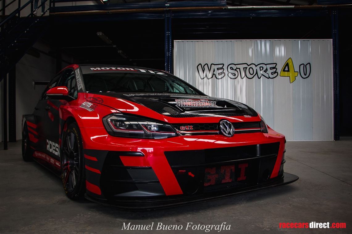 volskwagen-golf-gti-tcr-sequential