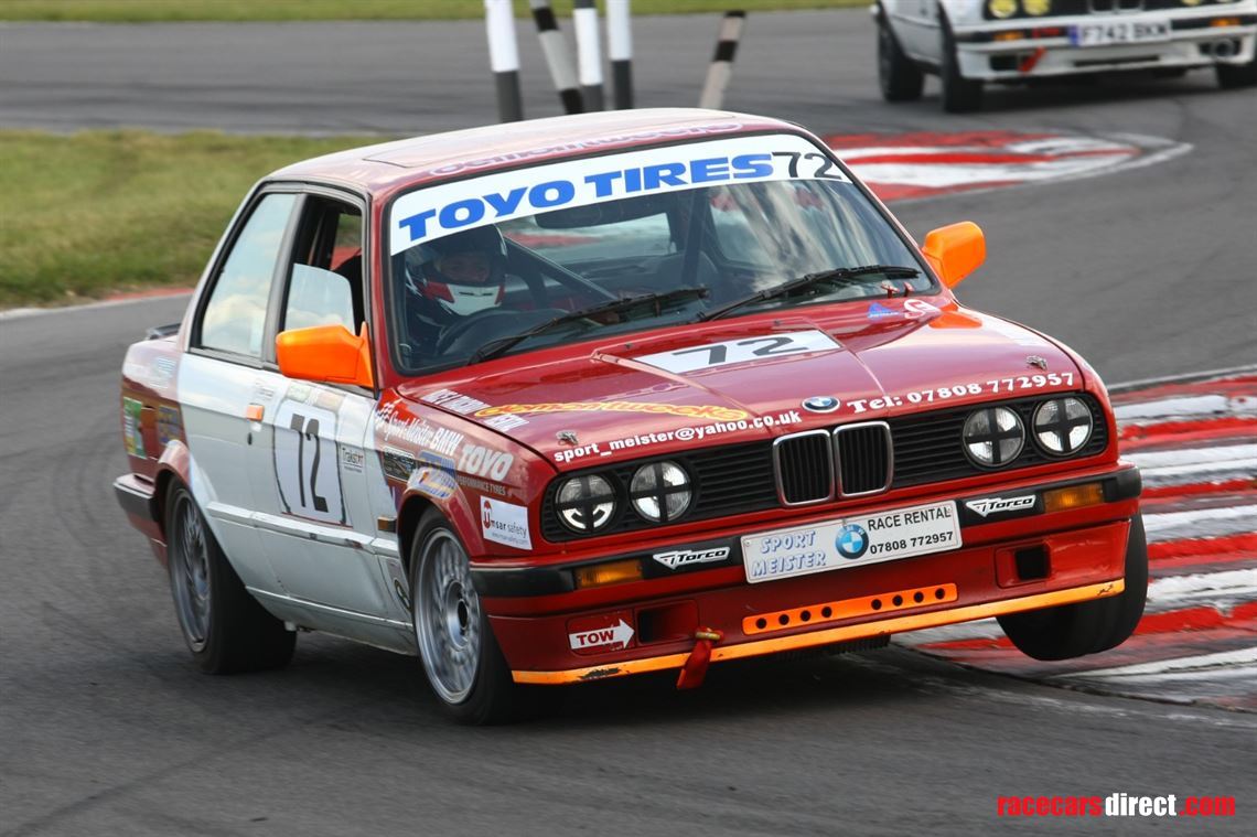 bmw-e30-318i-1989-race-car