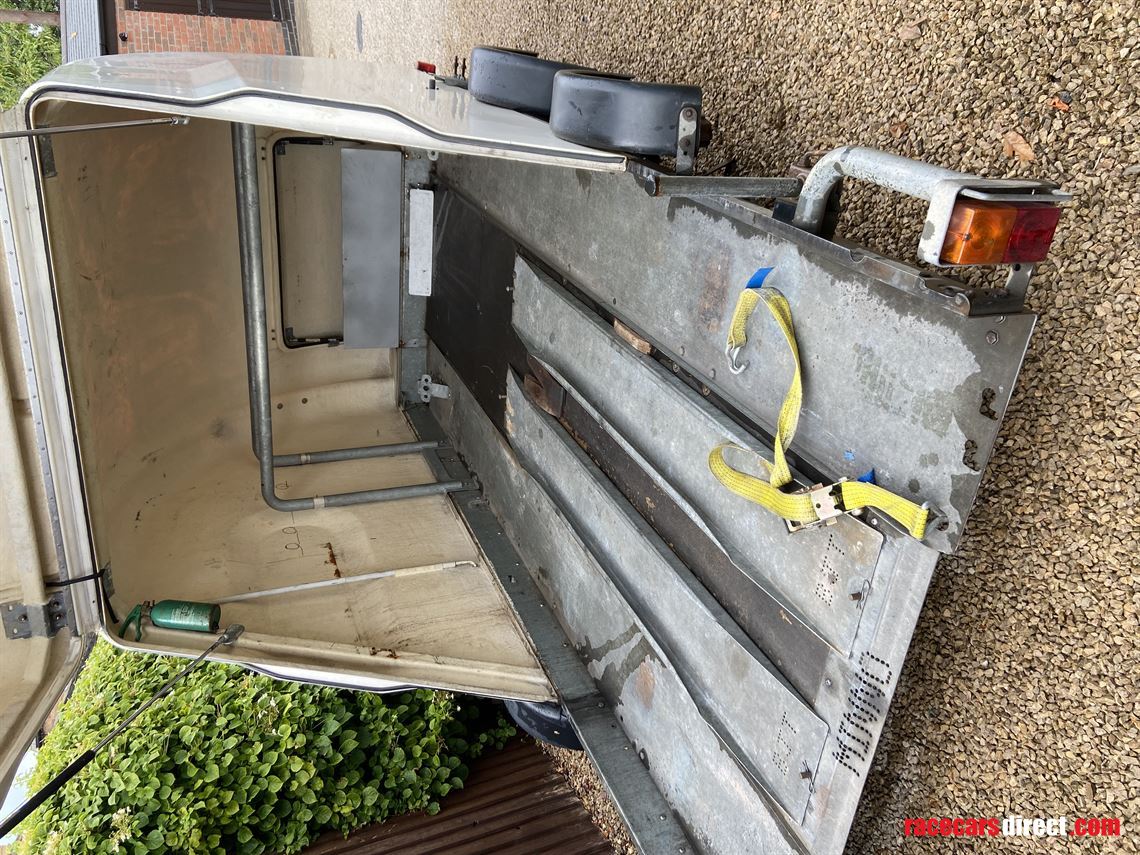 brian-james-minno-shuttle