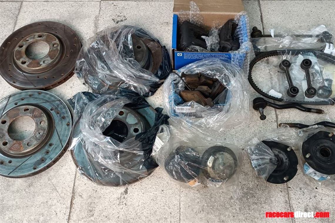 bmw-e30-m3-sport-evolution-pack-parts-evo3-oe