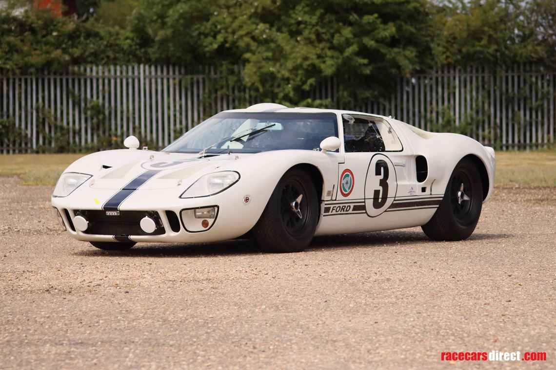 1965-ford-gt40-gel-010