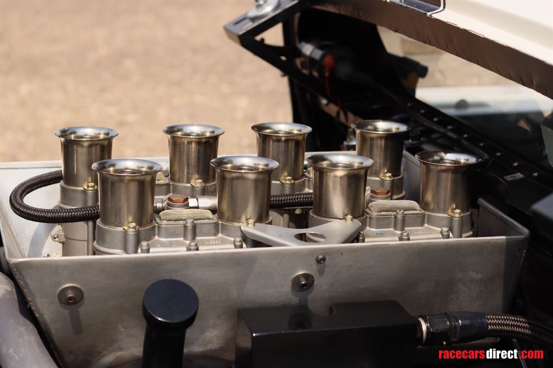 1965-ford-gt40-gel-010