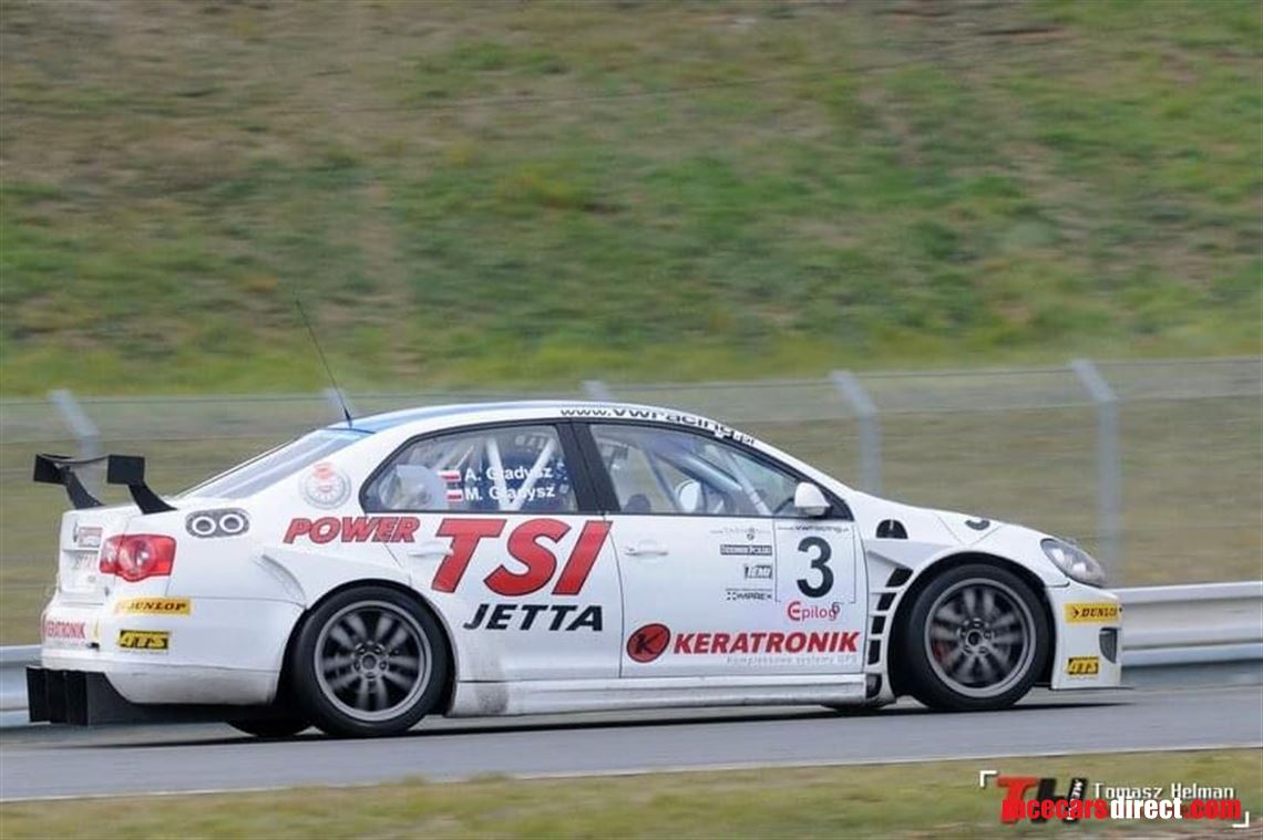 vw-jetta---racing-edition