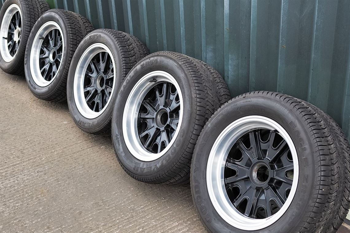 full-set-of-autokraft-cobra-wheels-and-goodye