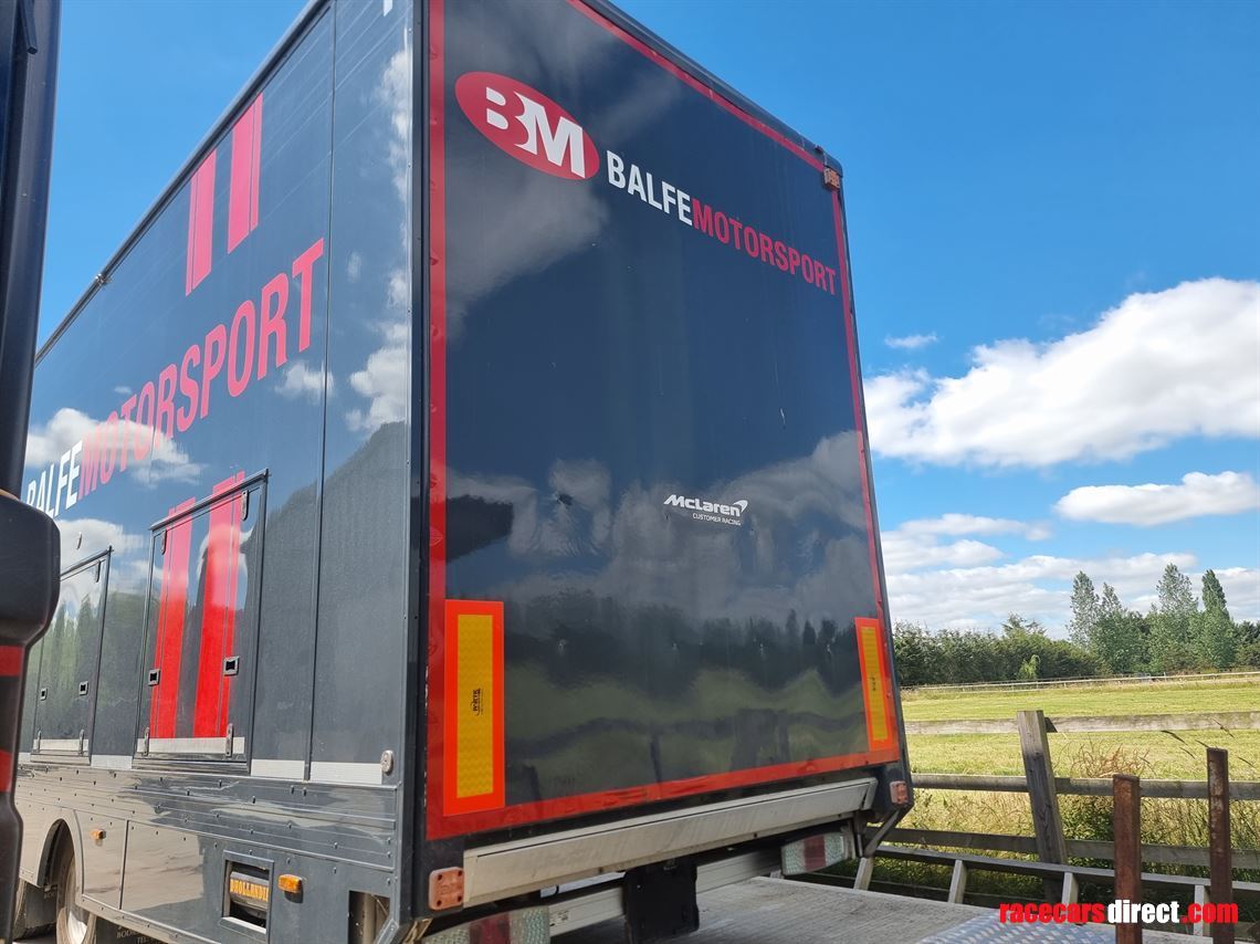 race-transport-trailer