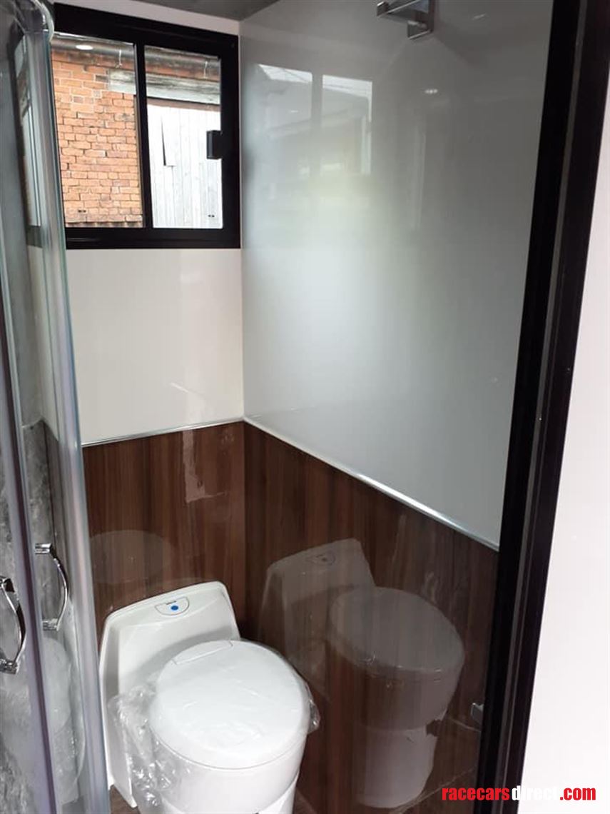 daf-lf55-16t-race-transporter