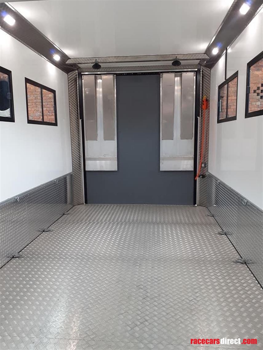 daf-lf55-16t-race-transporter