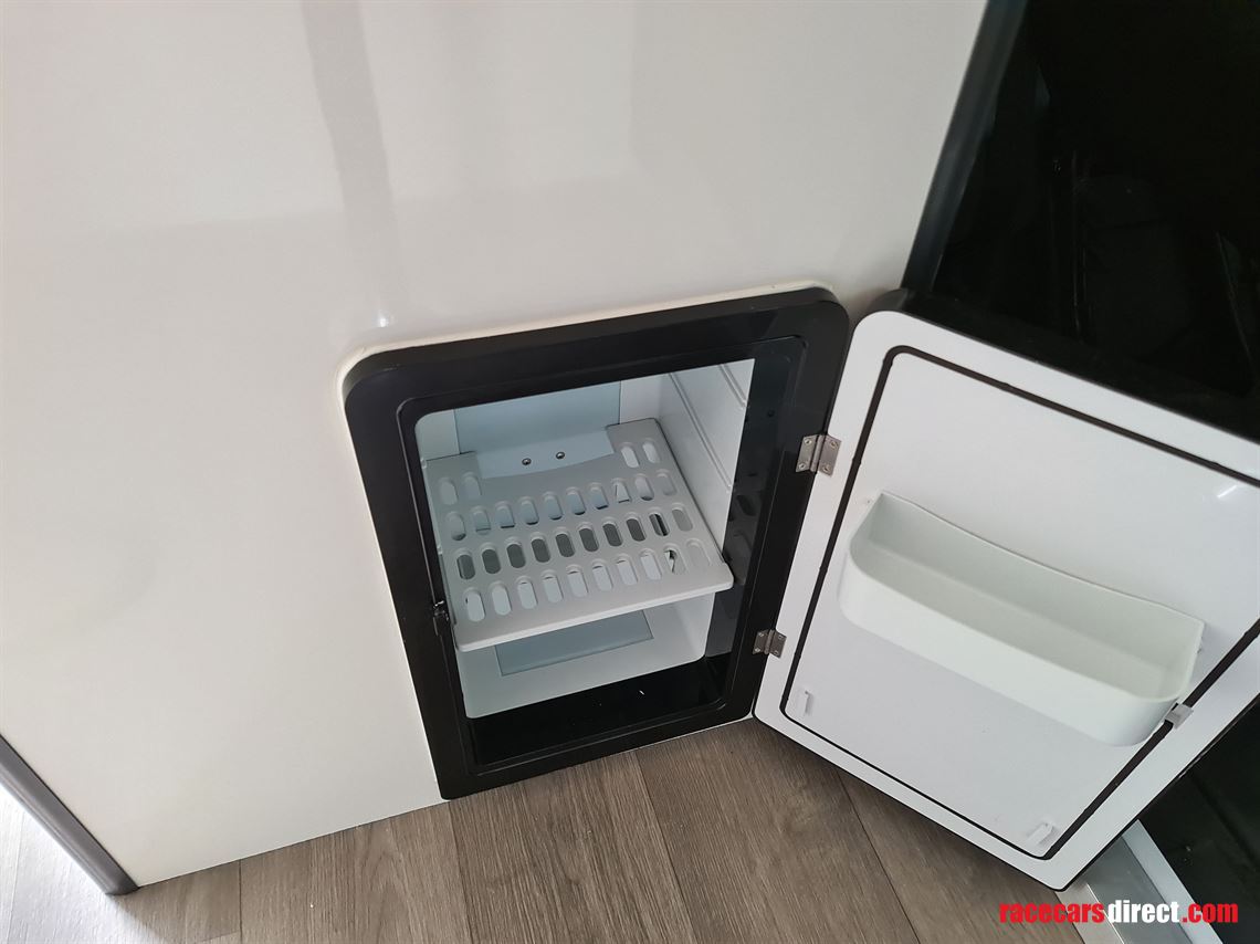 iveco-35tonne-race-truck