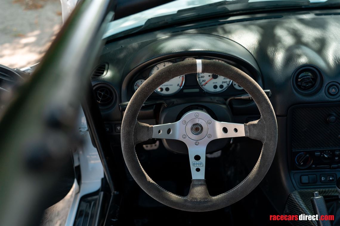 mazda-mx-5-nb-18-trophy-race-car