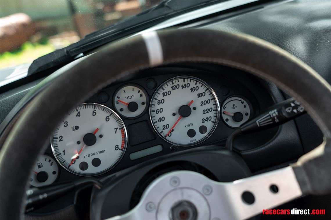 mazda-mx-5-nb-18-trophy-race-car