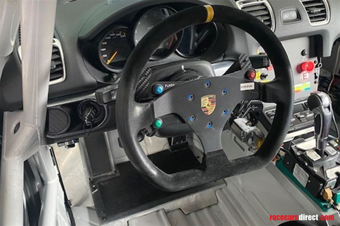 porsche-cayman-gt4-clubsport