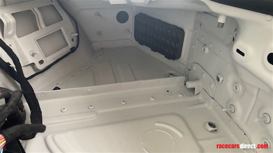 porsche-cayman-gt4-clubsport