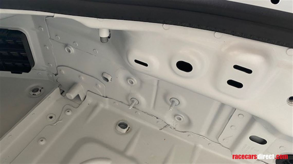 porsche-cayman-gt4-clubsport