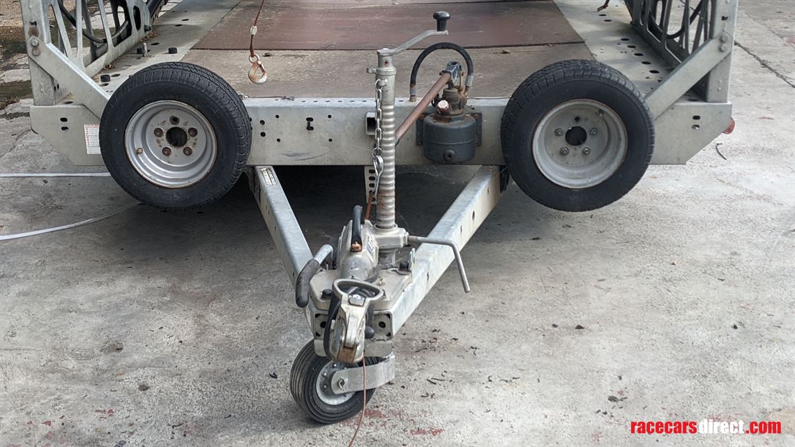 brian-james-double-trailer