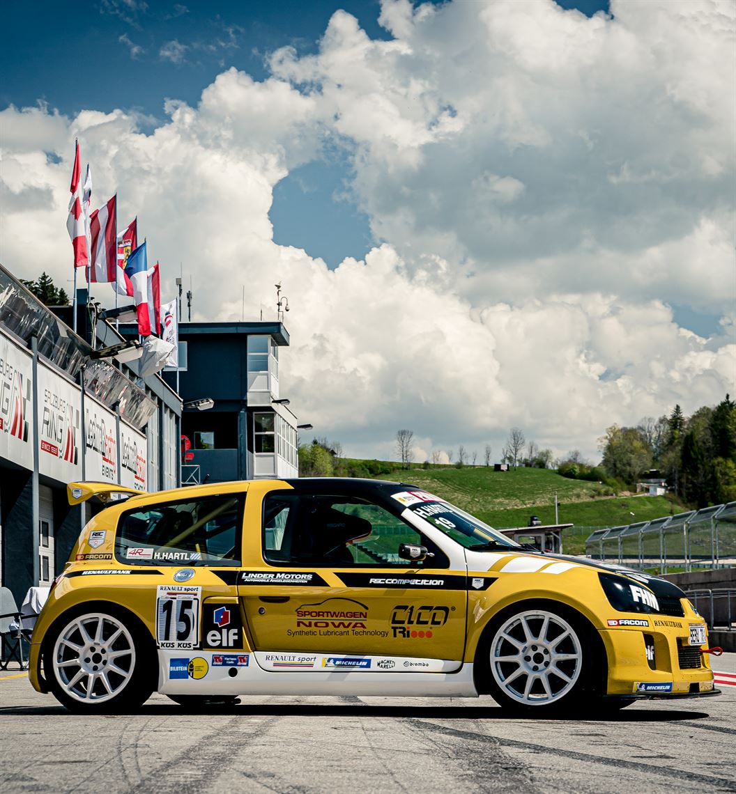 orginal-renault-clio-v6-trophy-phase-2