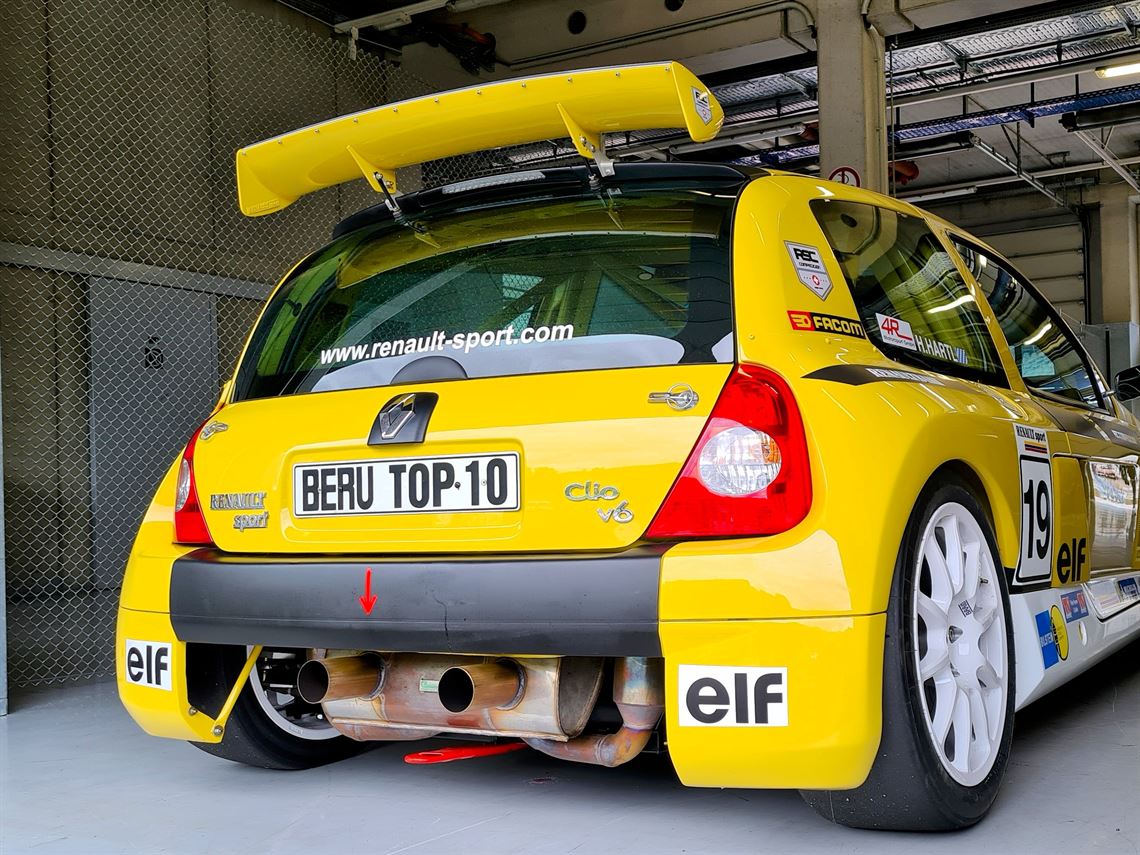orginal-renault-clio-v6-trophy-phase-2