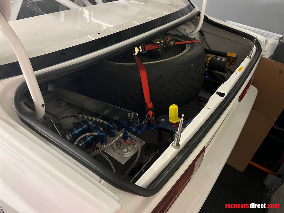 bmw-e30m3-gra-25-s14-with-engine-failure