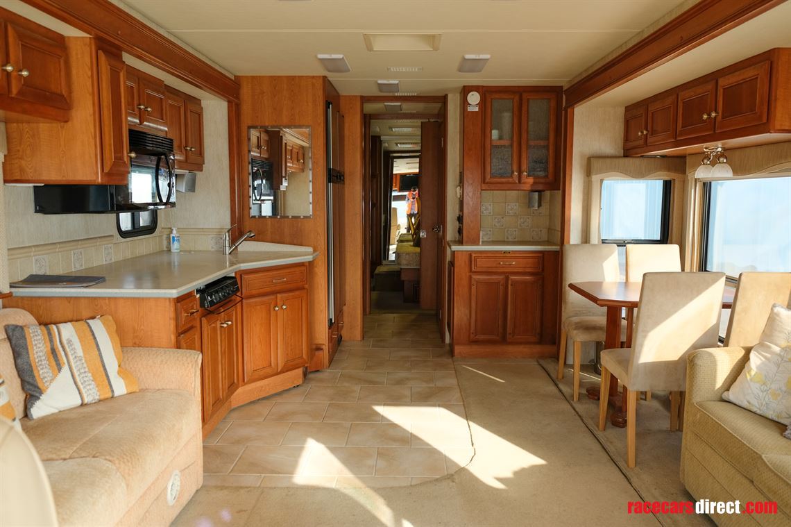 2004-country-coach-inspire-330-rv