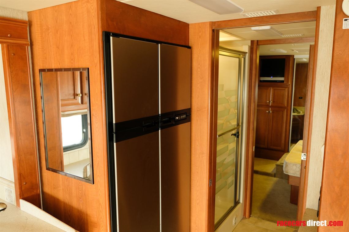 2004-country-coach-inspire-330-rv