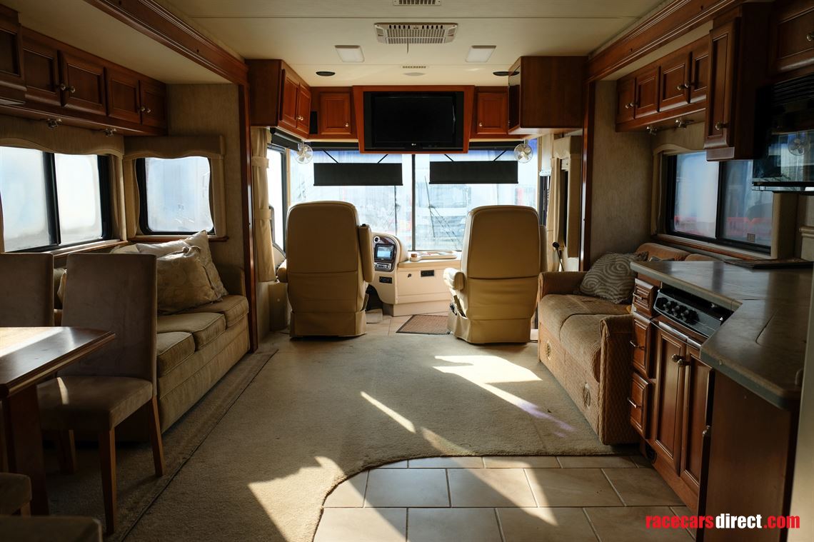 2004-country-coach-inspire-330-rv