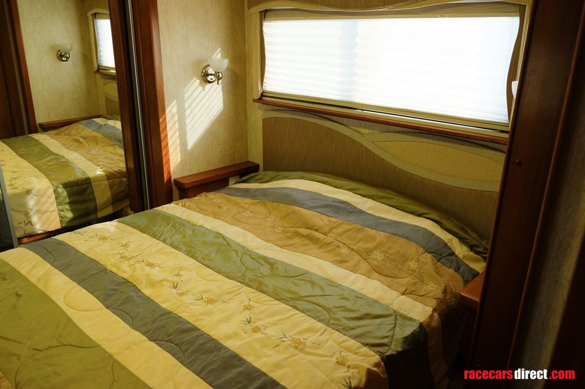 2004-country-coach-inspire-330-rv