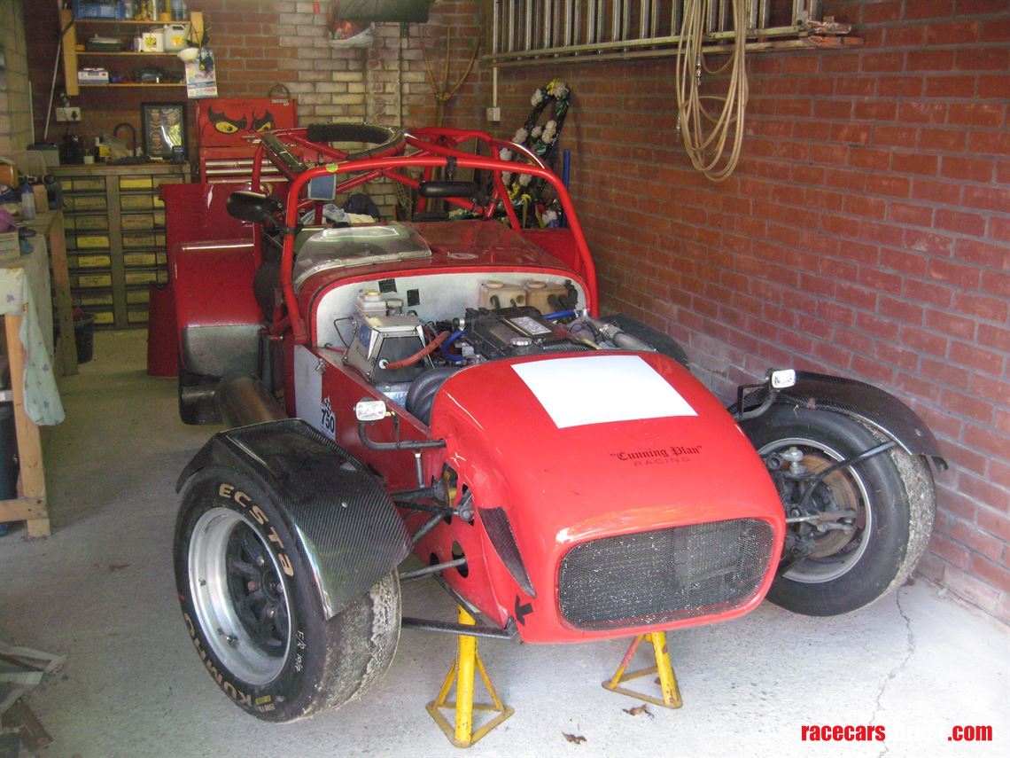 caterham-7-c400-trailer