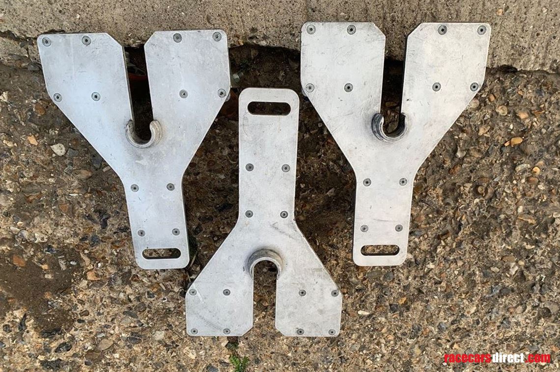 air-jack-skates-and-wheel-washer