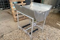 air-jack-skates-and-wheel-washer