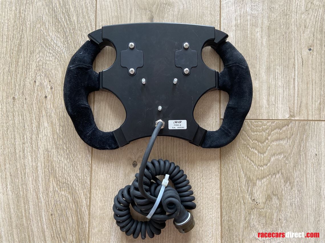 aim-digital-steering-wheel