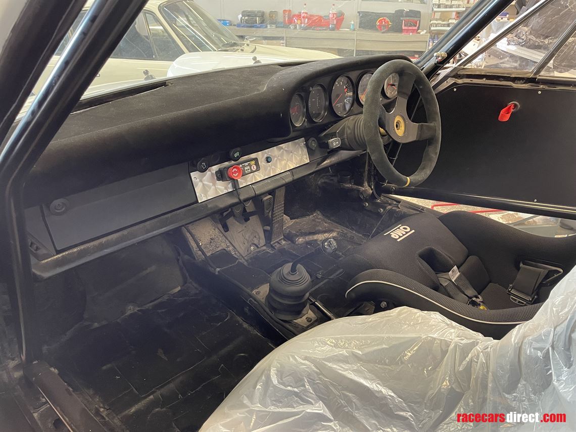 porsche-911-rs-iroc-look-1975-historic-race-r