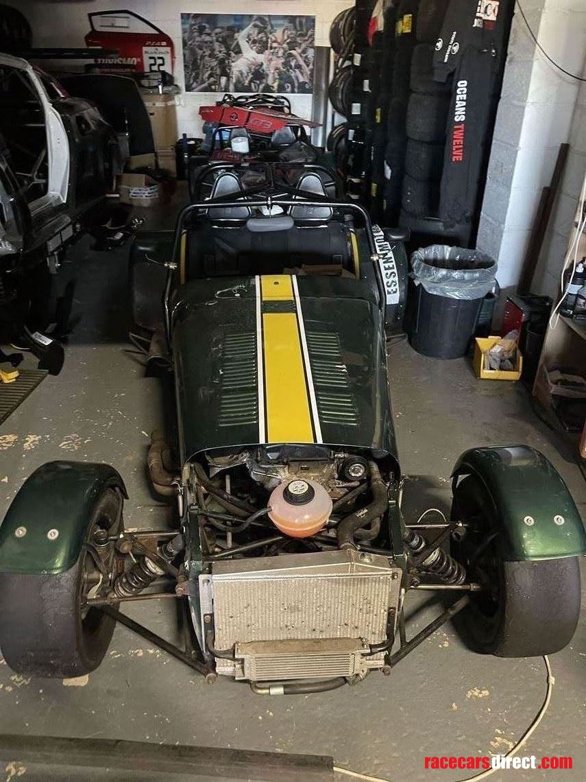 caterham-7-track-day-car