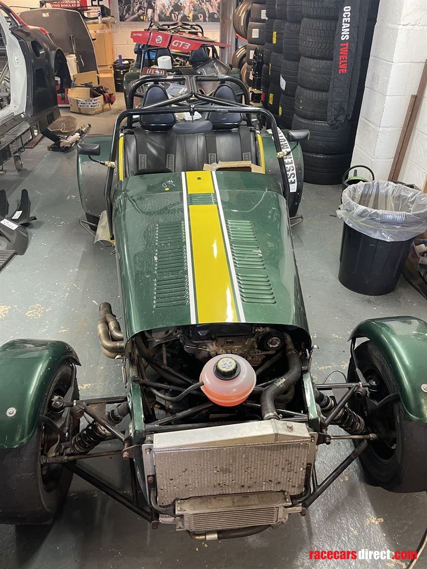 caterham-7-track-day-car