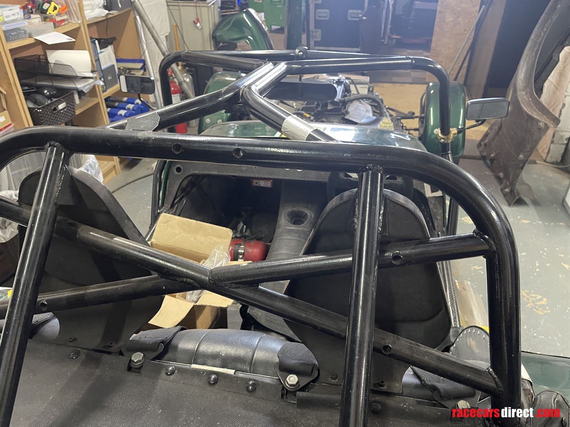 caterham-7-track-day-car