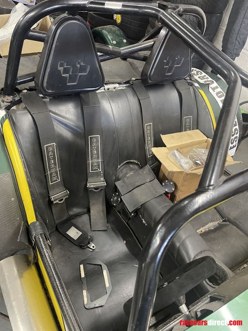 caterham-7-track-day-car