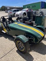 caterham-7-track-day-car