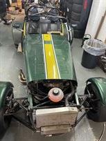 caterham-7-track-day-car