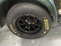 caterham-7-track-day-car