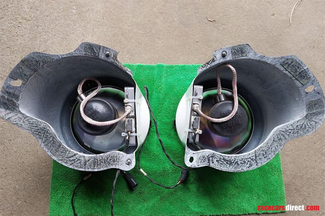 bumper-lights-ford-fiesta-s2000-wrc